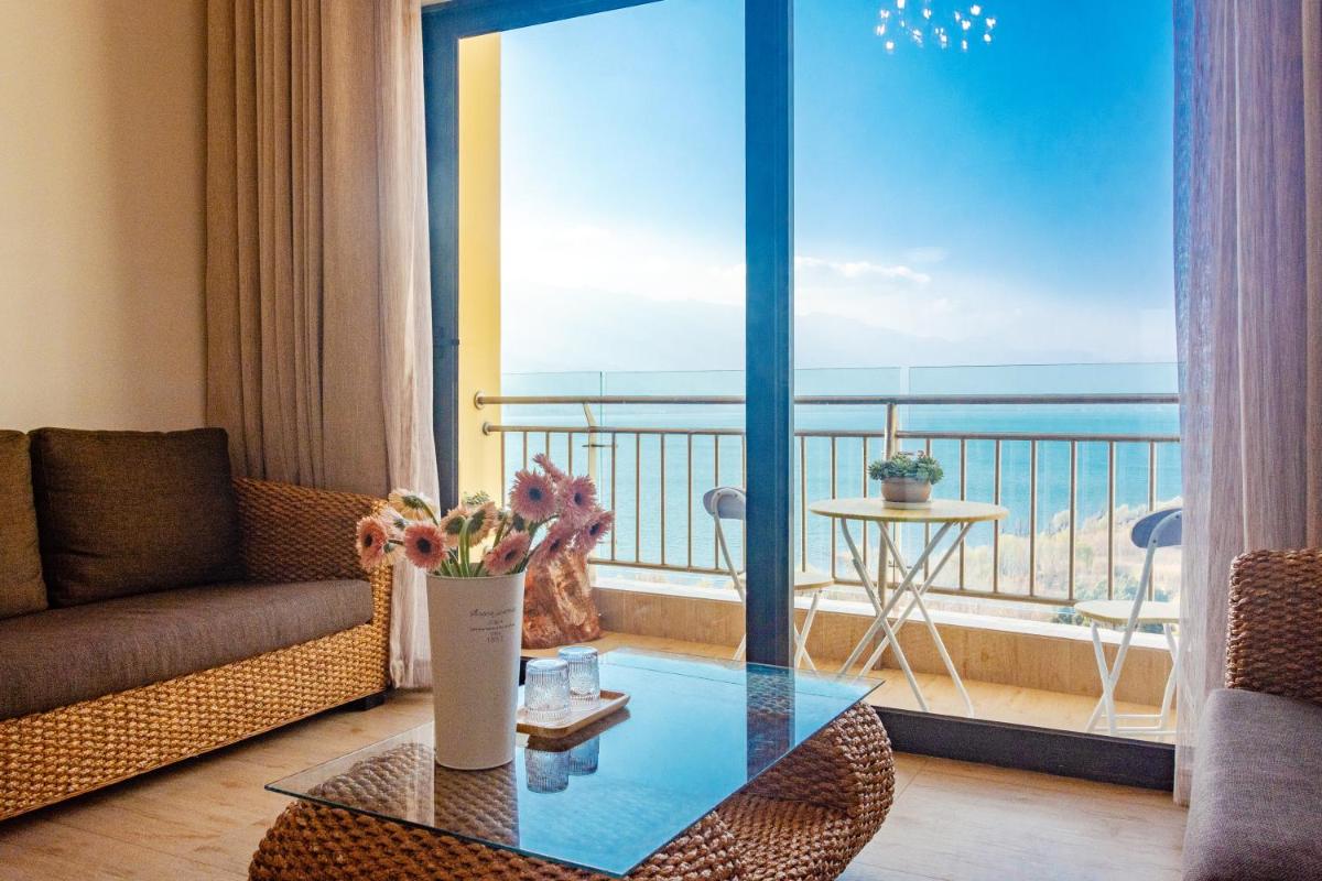 Hygge erh seaside loft duplex two bedroom sea view suite - Housity
