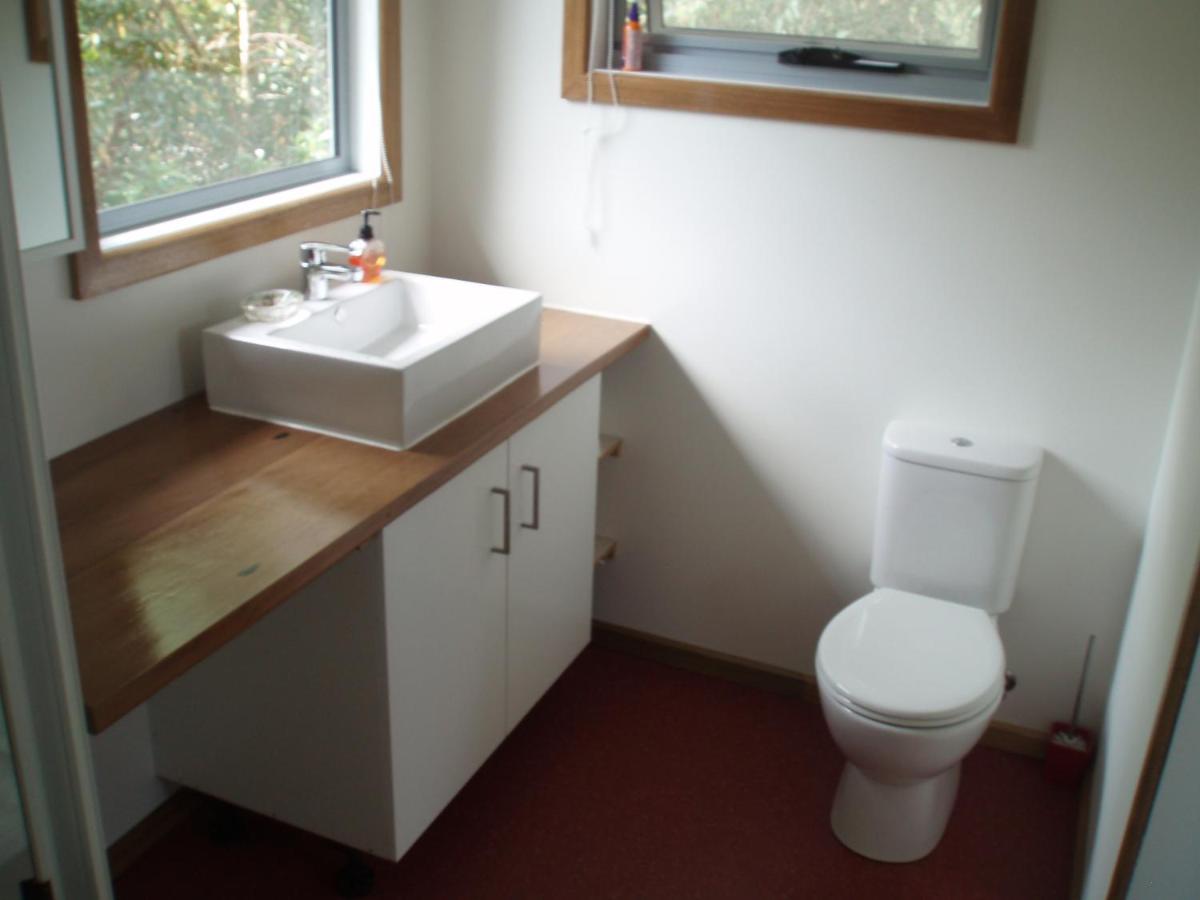 Phillip Island self check in - Housity