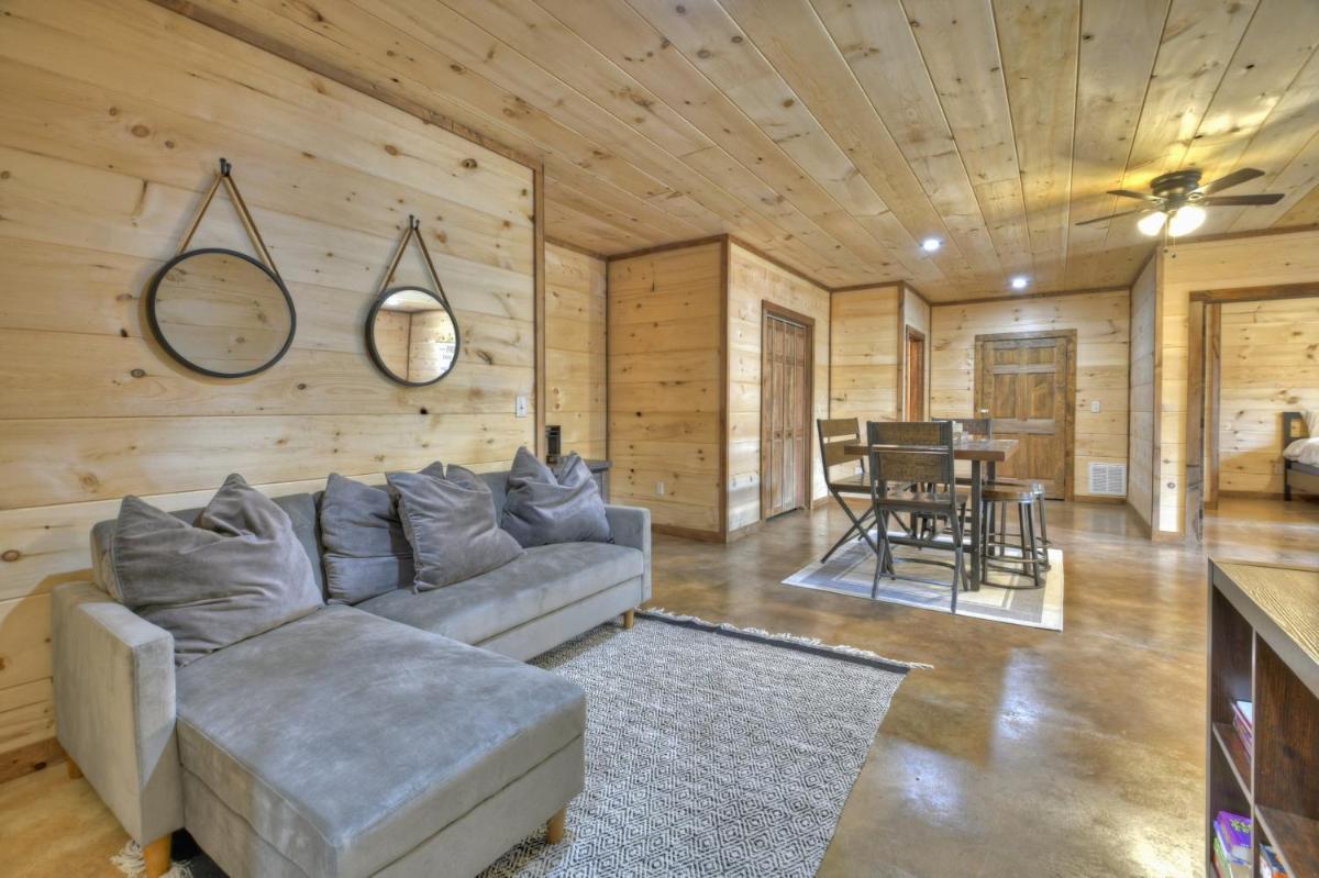 El Dorado - Cuddleup - Housity
