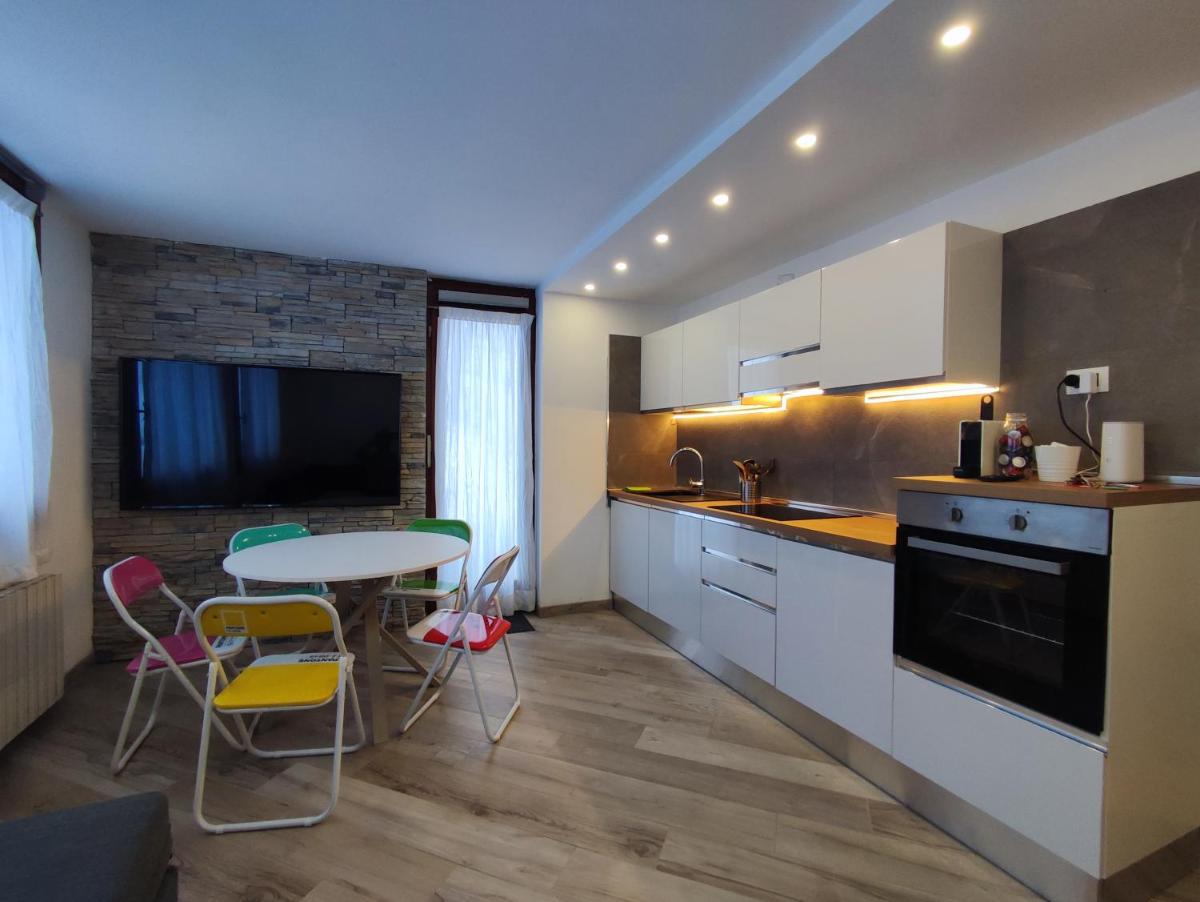 Aqua Apartment - very Ski In & Ski Out CIR 0436 - Housity