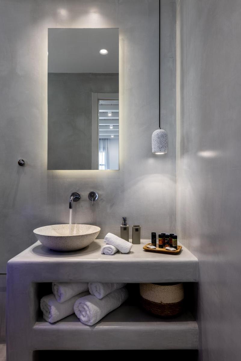 Azure Kimolos - Housity