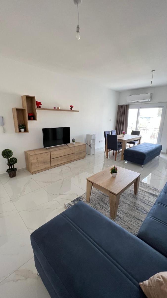 Suitetrails - Tetris Apartment Spacious Comfortable