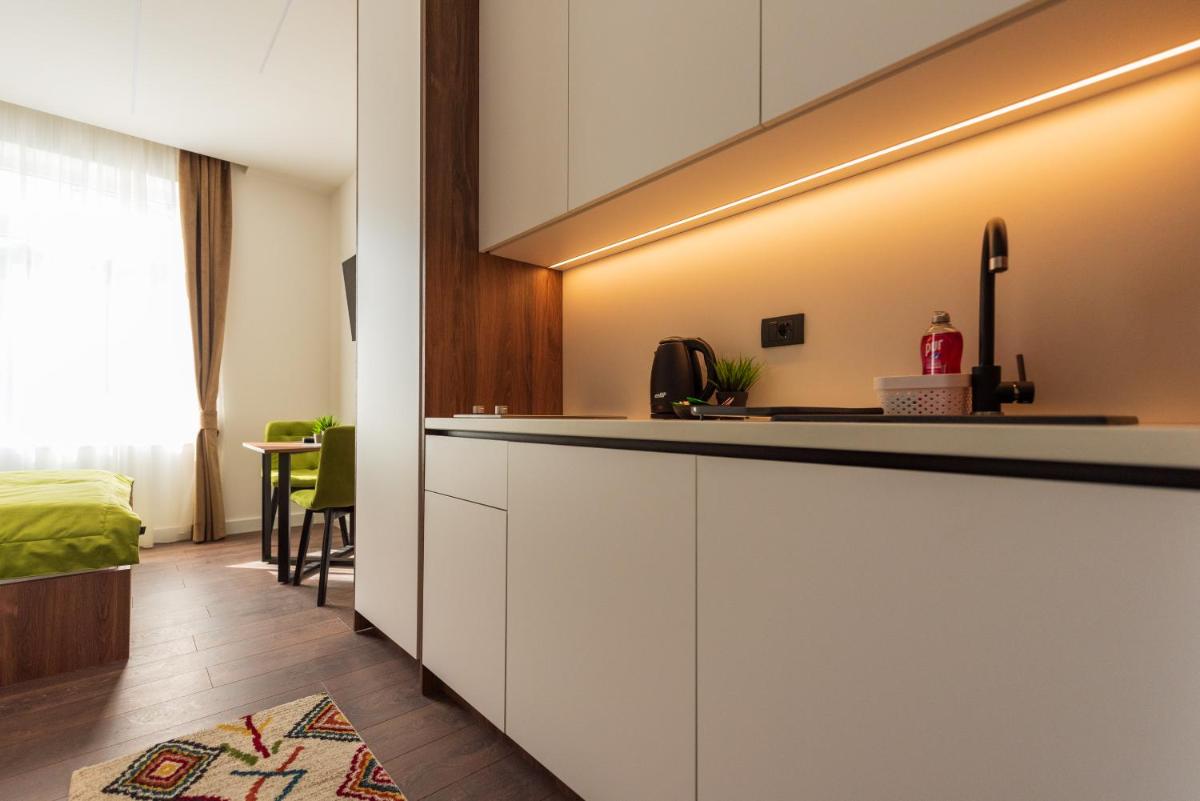 Apartments EMERALD Free Garage Parking - Housity