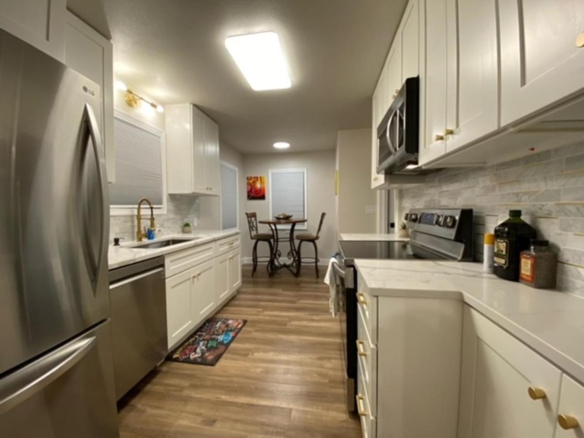 Charming Brick Home with bonus space & foosball - Housity