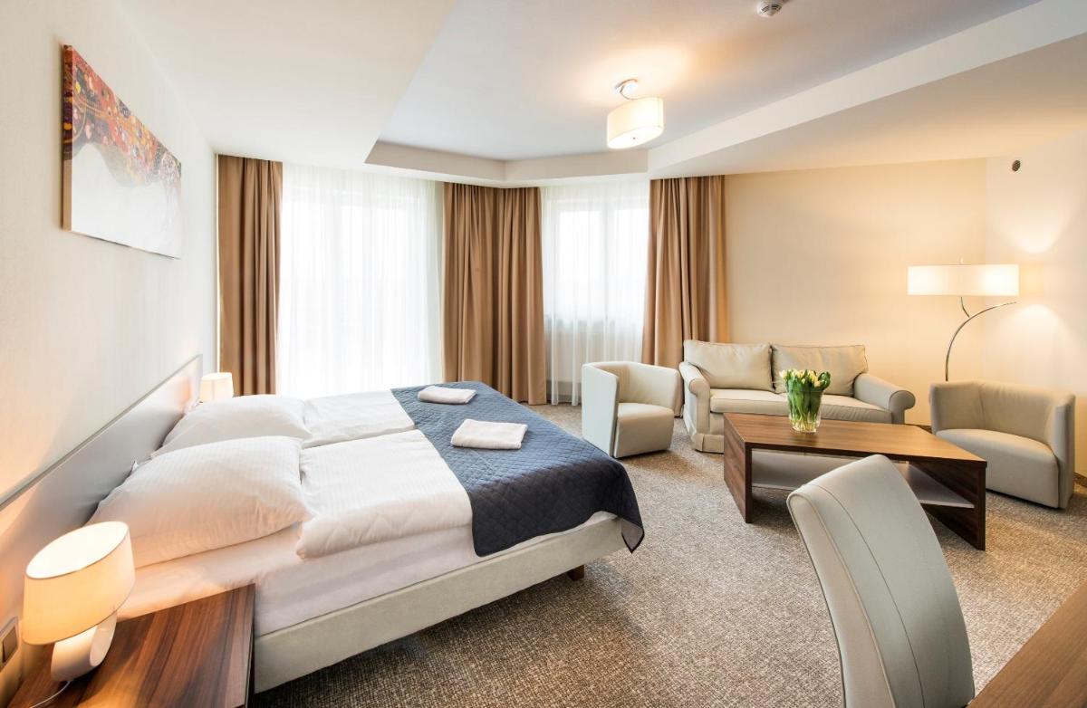 Hotel Olsza - Housity