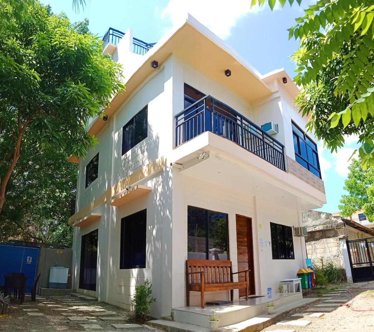 DJL House Homestay -Bantayan Island - Housity