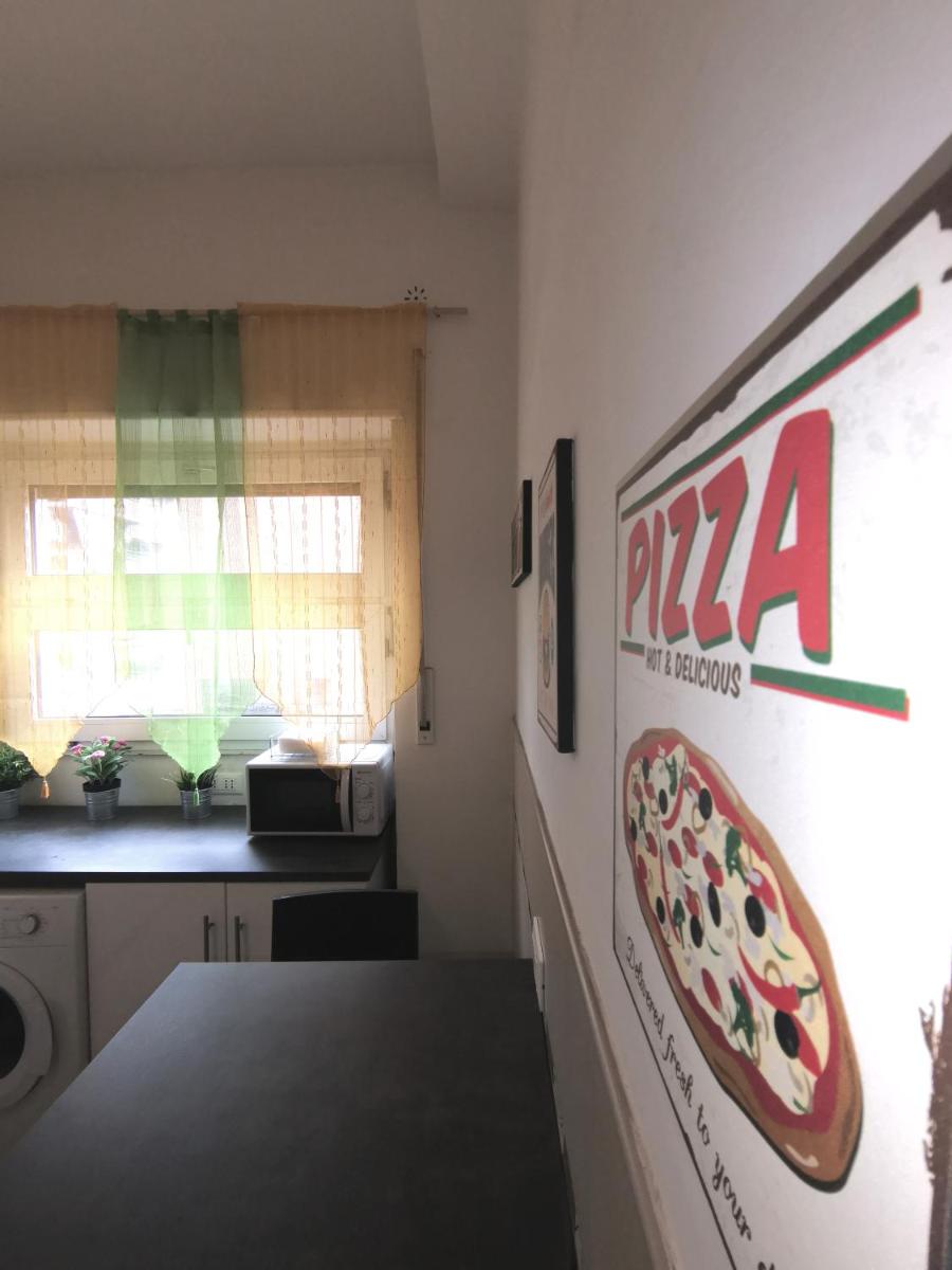 My Vatican House - Hizvo