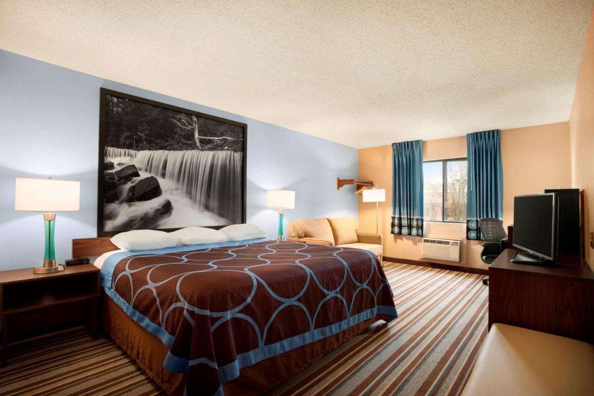 Americas Best Value Inn Pittsburg - Housity