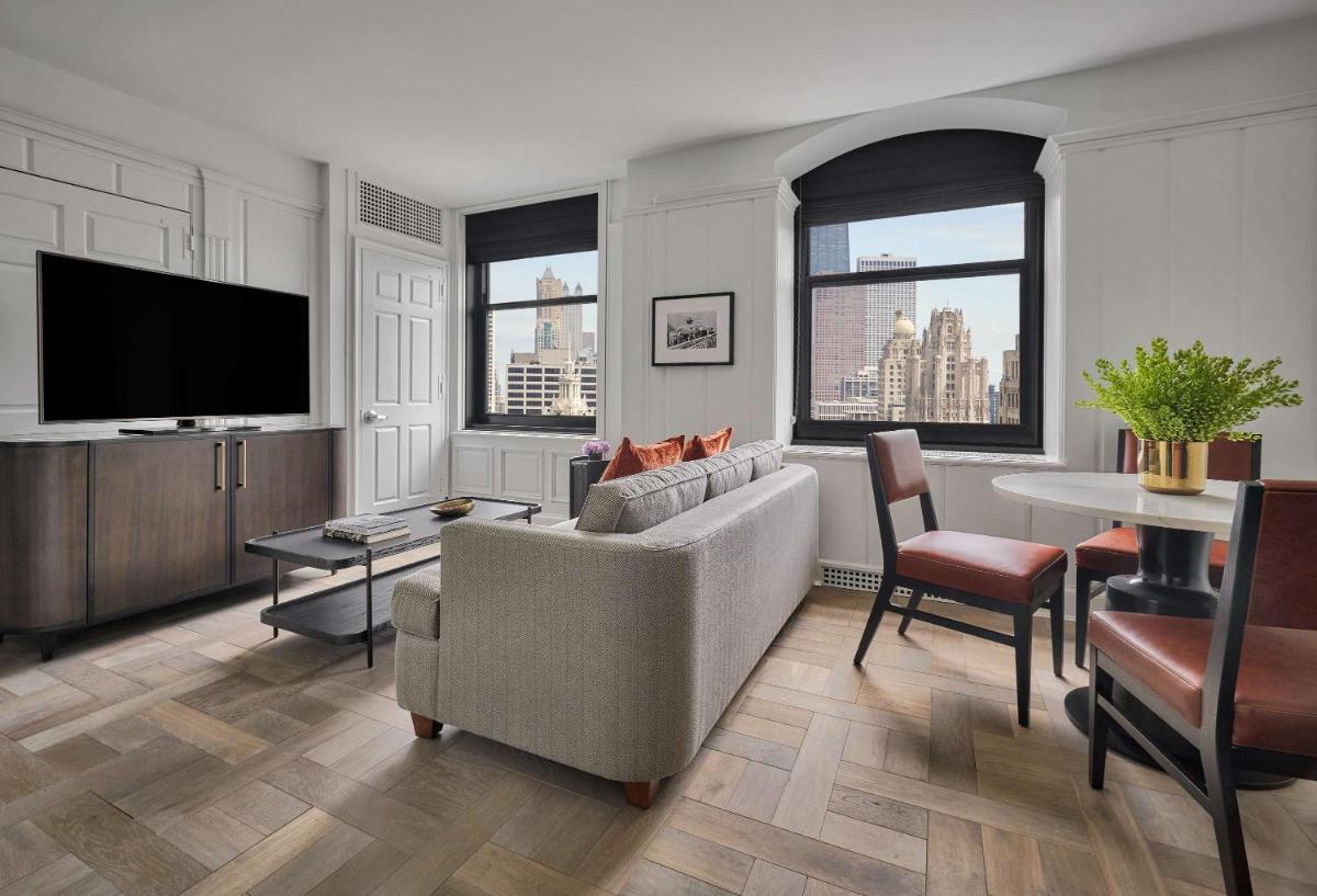 Pendry Chicago - Housity