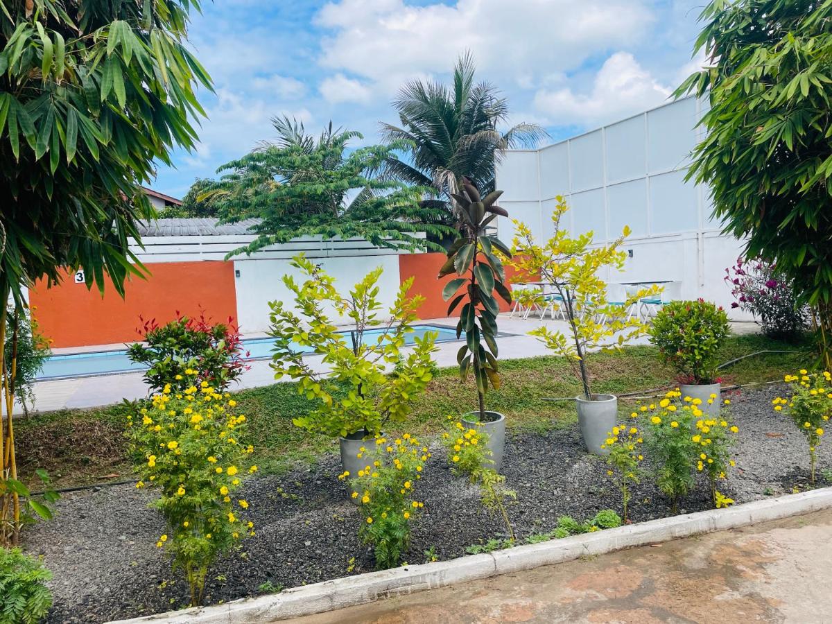 Aradhana Airport Transit hotel - Housity