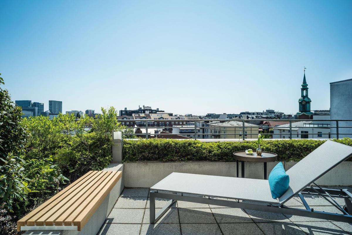 Ein Balkon oder eine Terrasse in der Unterkunft Le Méridien Hamburg