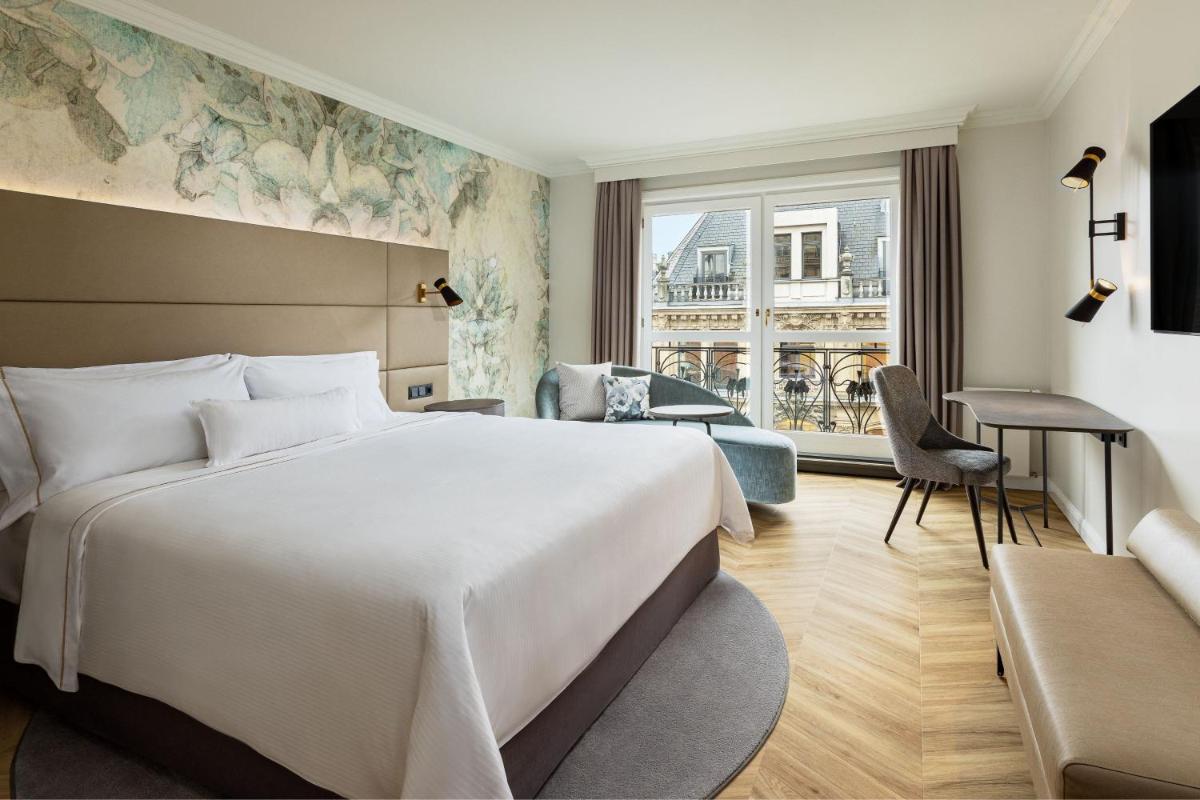 Ein Bett oder Betten in einem Zimmer der Unterkunft The Westin Grand Berlin