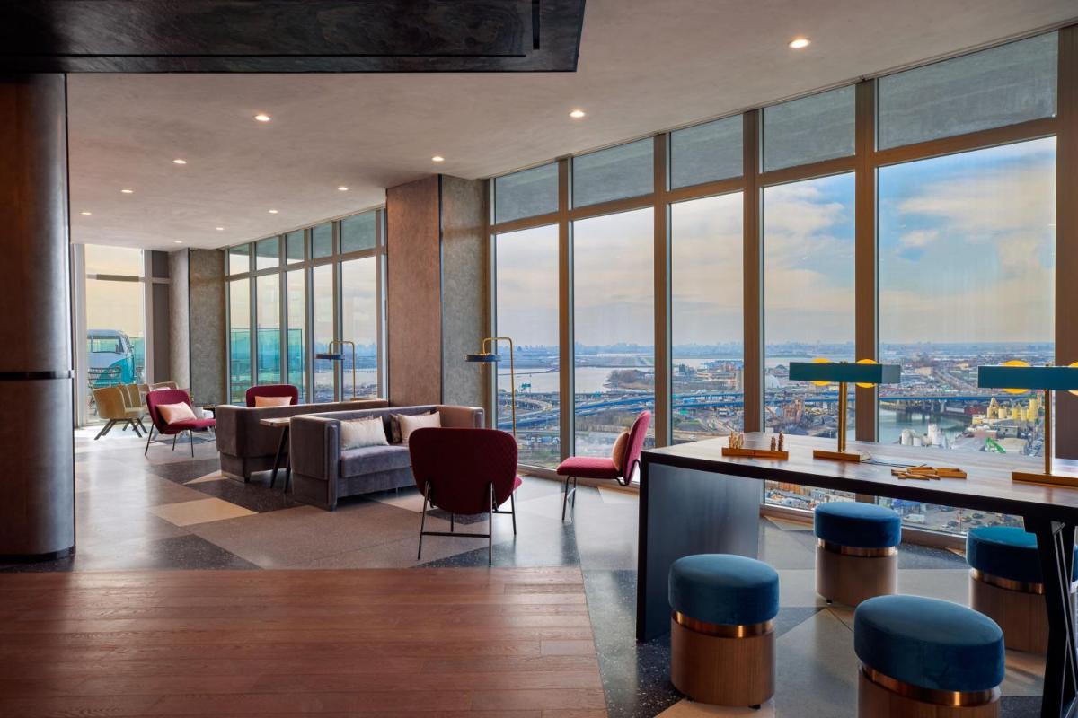 Renaissance New York Flushing Hotel at Tangram - Housity