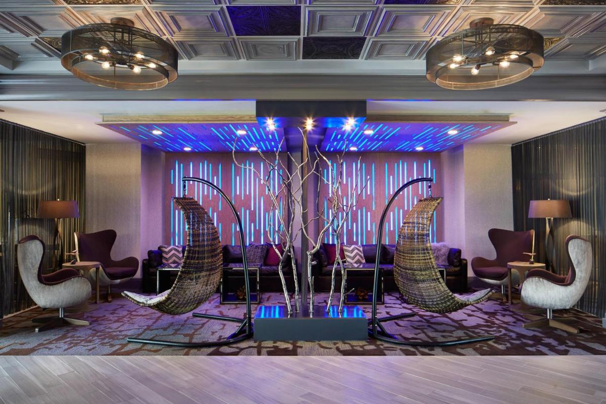 Rochester Airport Marriott - Housity