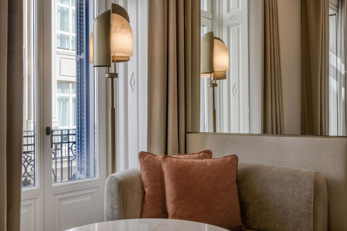 Zona de estar de JW Marriott Hotel Madrid