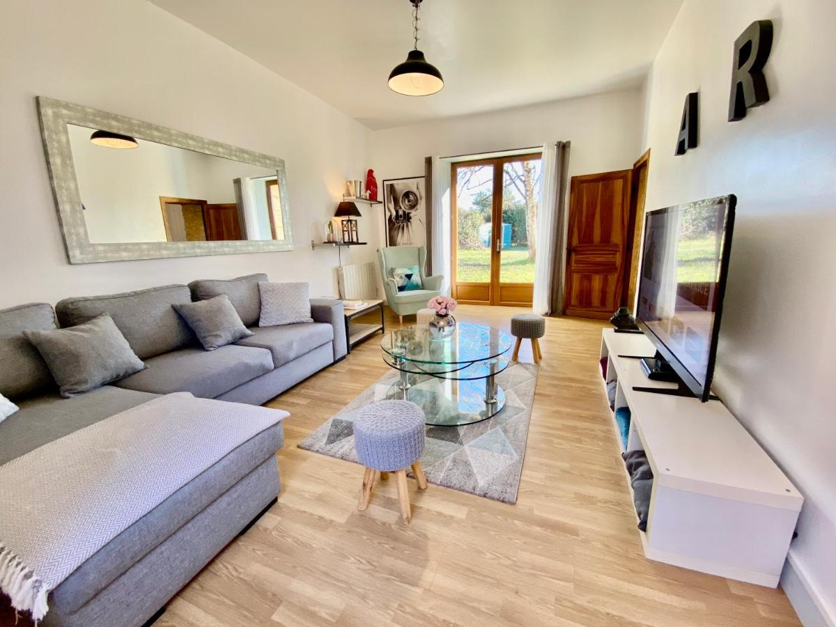 Les Pierres De Tiphaine - Housity