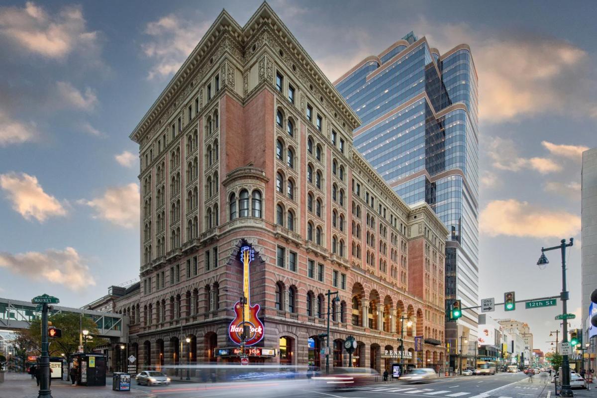 Philadelphia Marriott Downtown - Housity