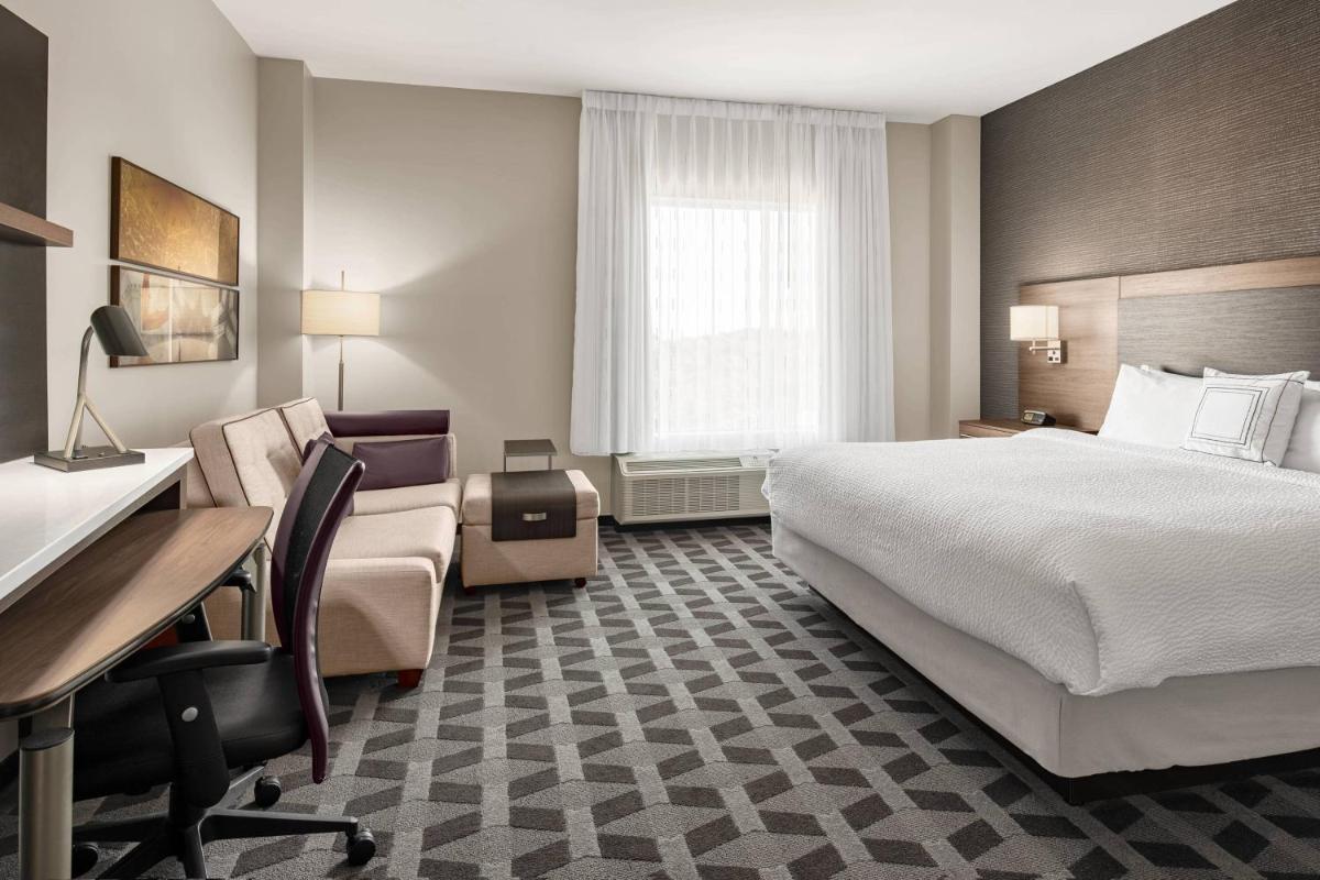 TownePlace Suites by Marriott Charlotte Fort Mill - Housity