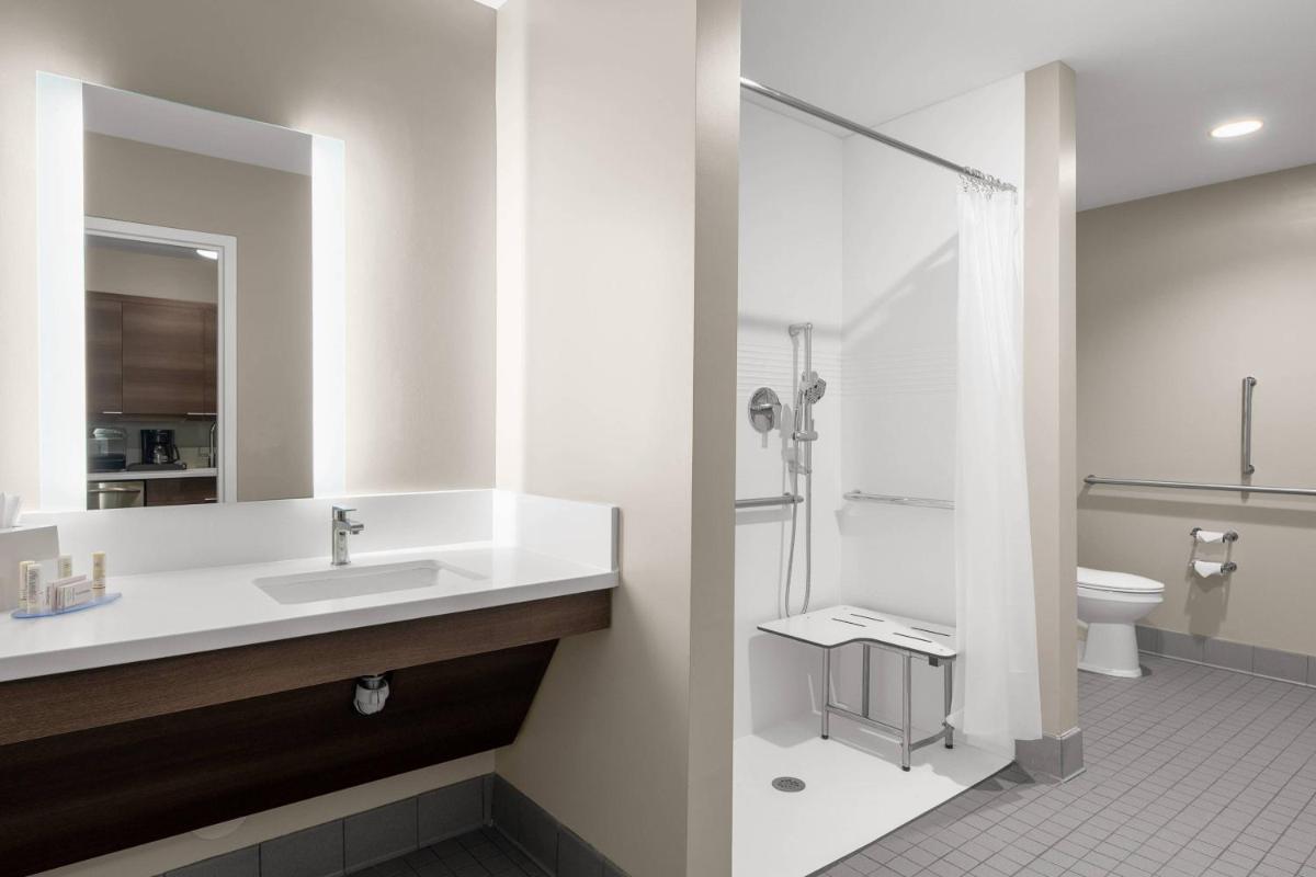 TownePlace Suites by Marriott Charlotte Fort Mill - Housity