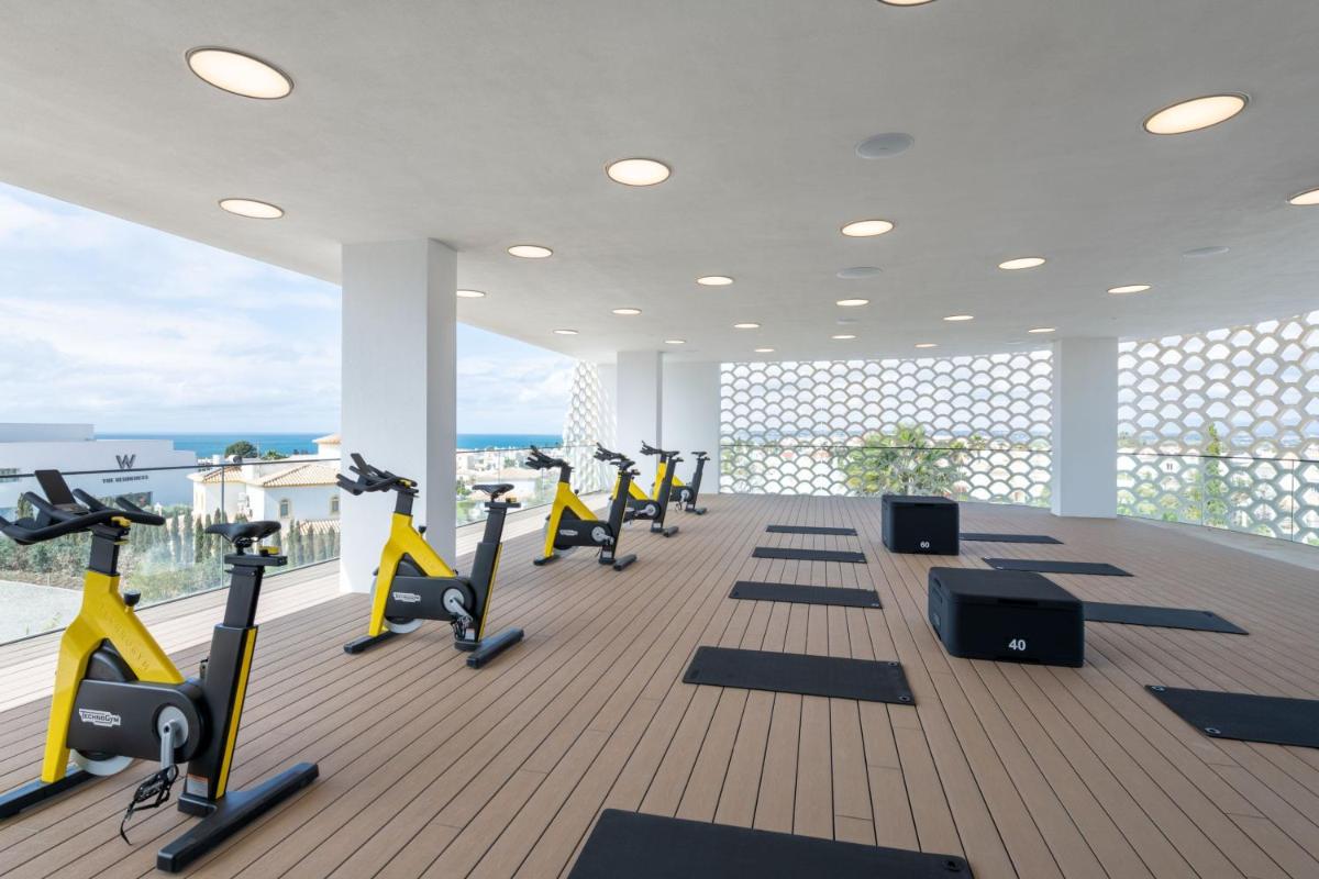 O centro de fitness e/ou as comodidades de fitness de W Residences Algarve