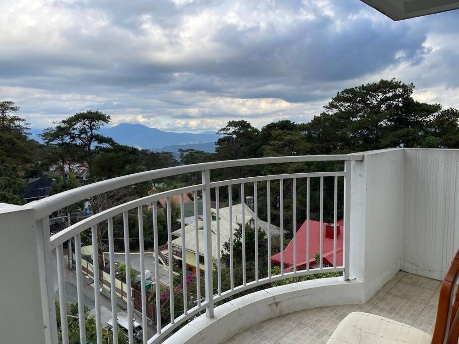 3 Bedroom Condo Unit With View - Housity