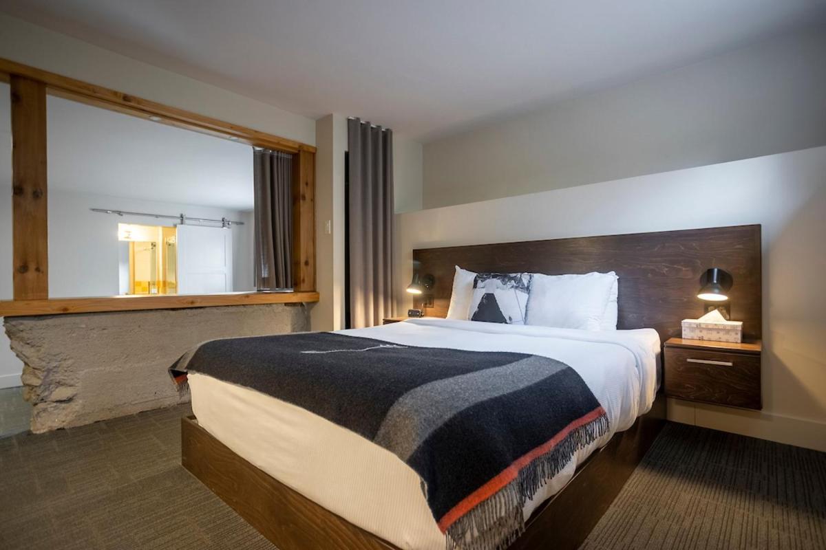 Hotel Mont-Tremblant - Housity