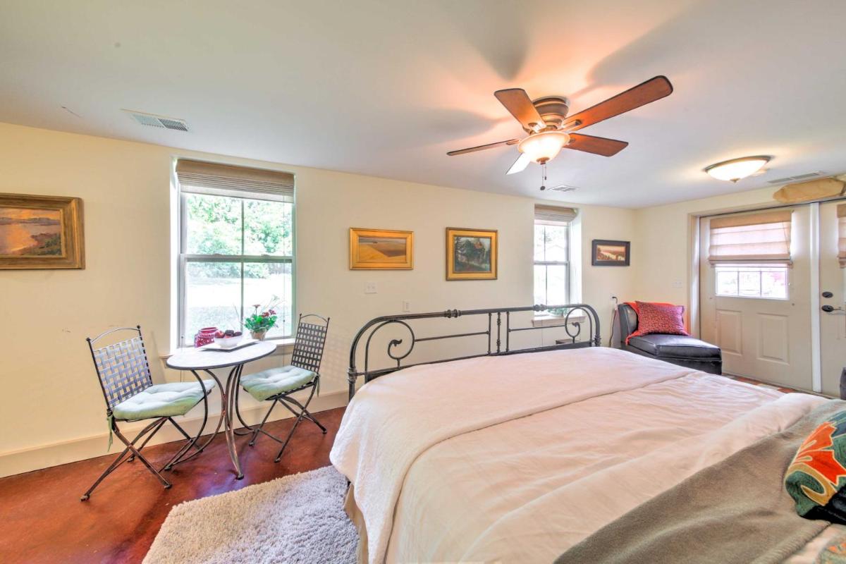 Augusta Studio at Halcyon Spa Bed and Breakfast - Housity