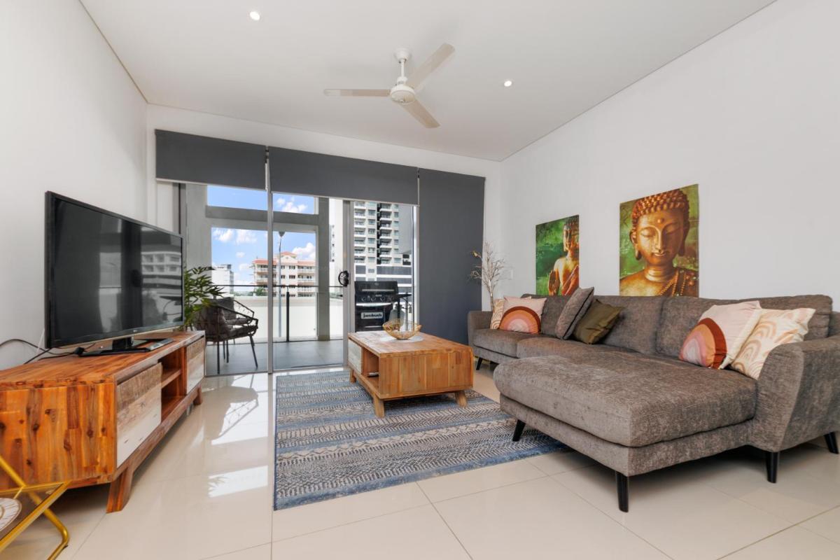 Darwin Lux Living - Housity