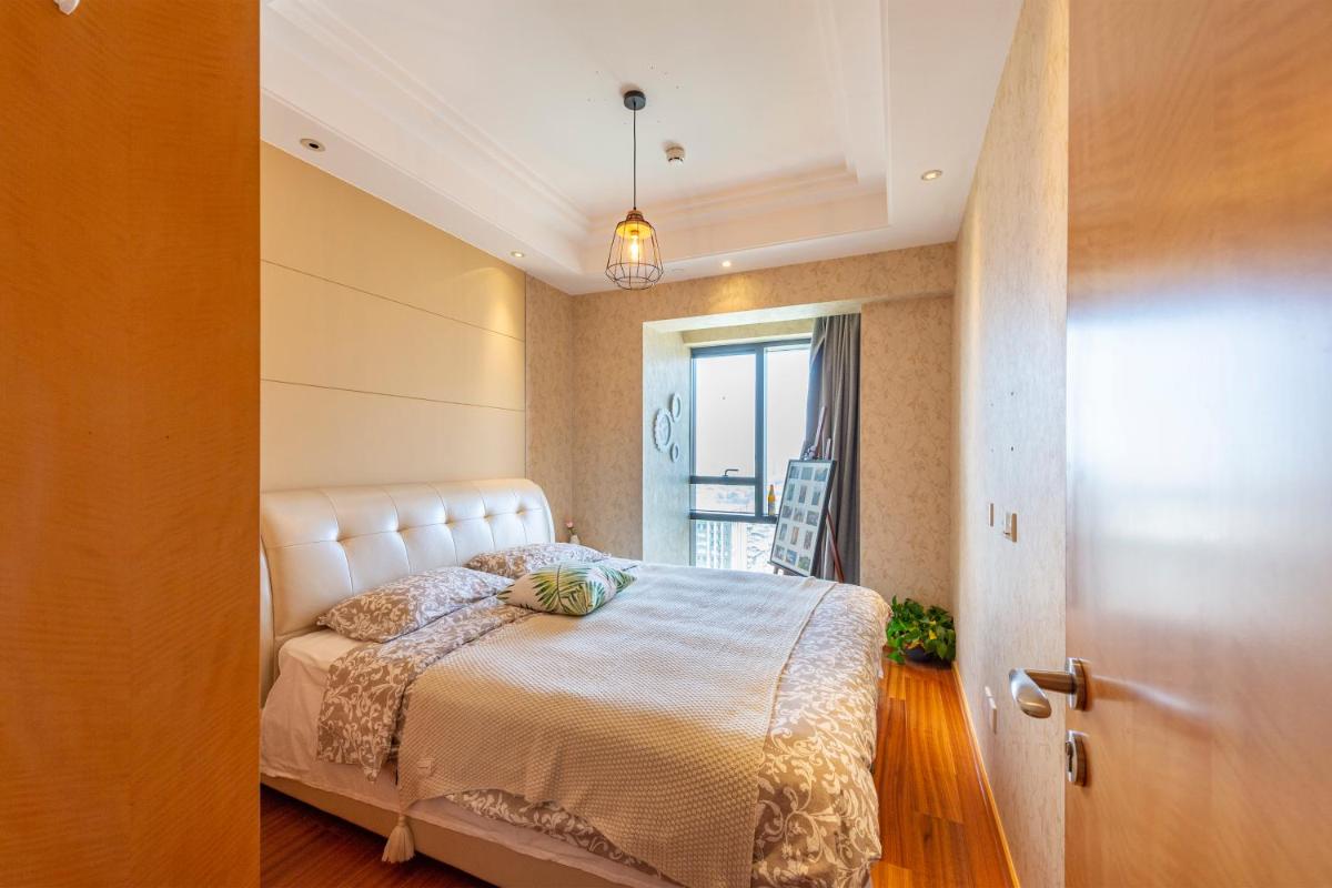 Sunshine Travelers Business Apartment - Housity