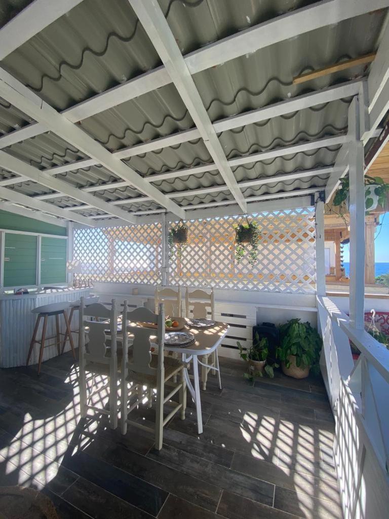 Apartament with terrace and sea view - Housity