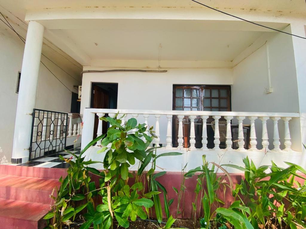De Lavender Luxury sea view Guest Houses - Housity