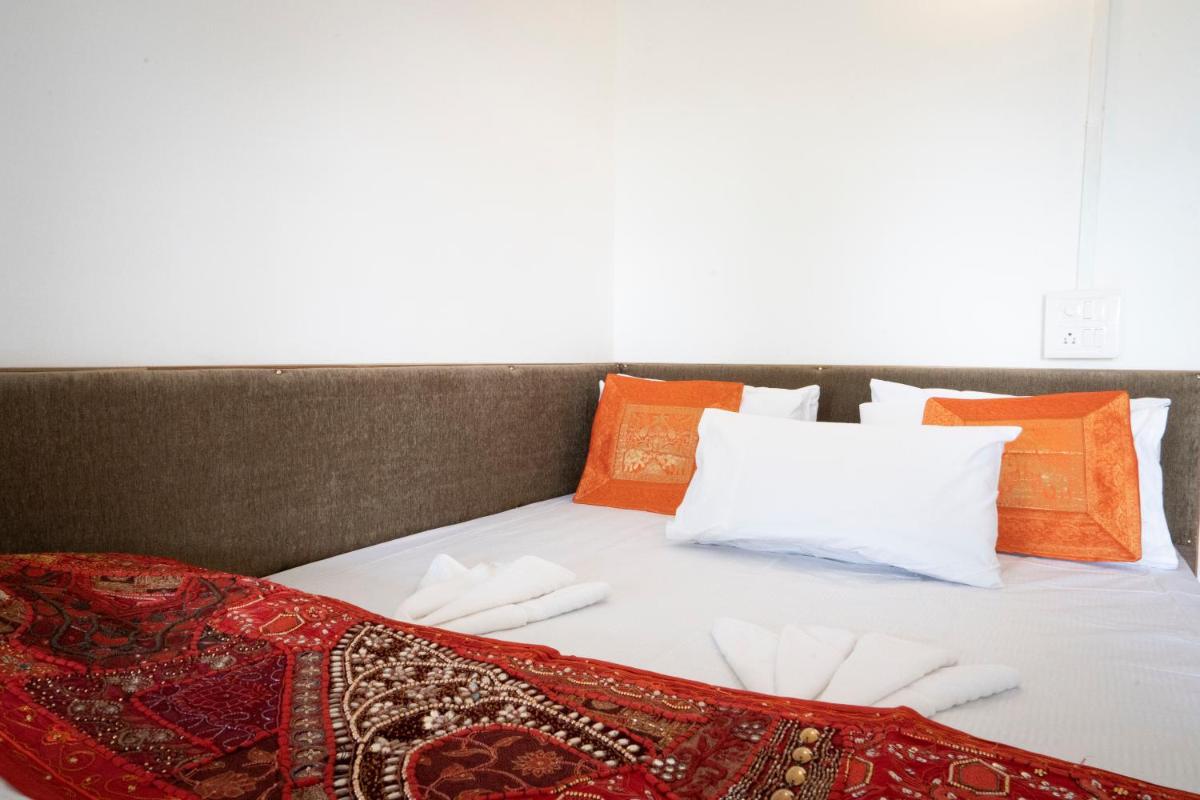De Lavender Luxury sea view Guest Houses - Housity