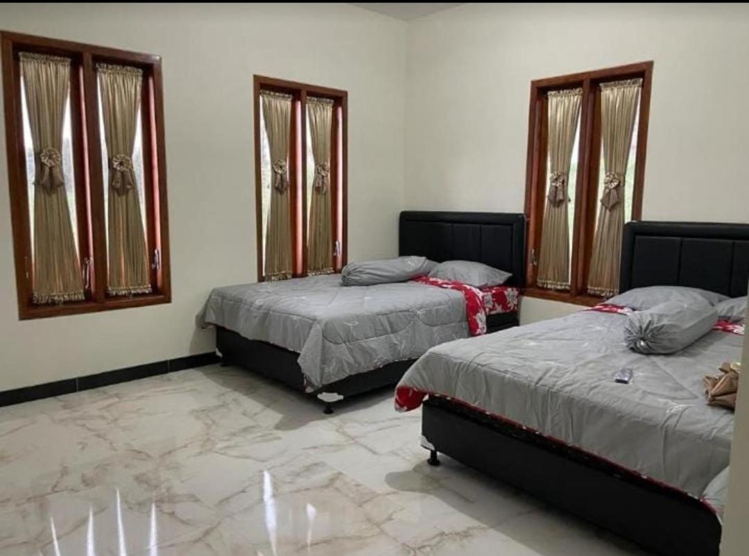 Bromo Seruni Astungkara Homestay - Housity