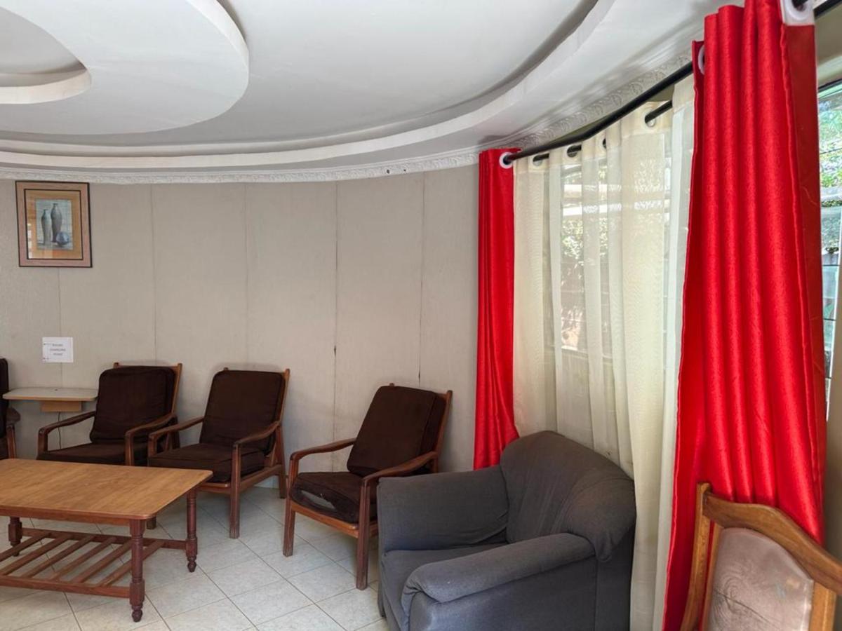 Rozala Motel - Housity