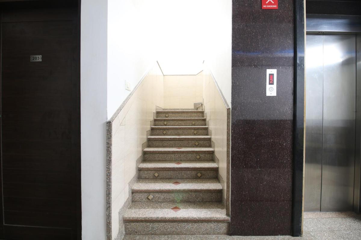 Shree Vinayak Palace - Housity