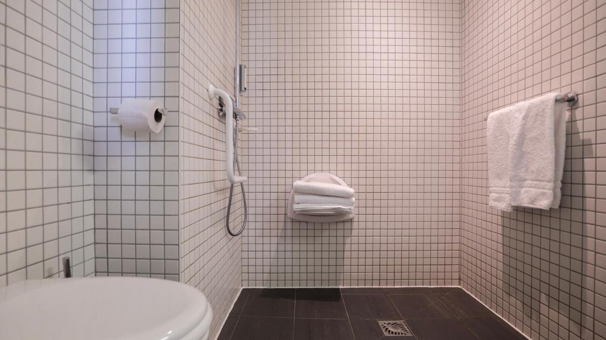 Salle de bains dans l'établissement Le Faucigny - Hotel de Charme & SPA