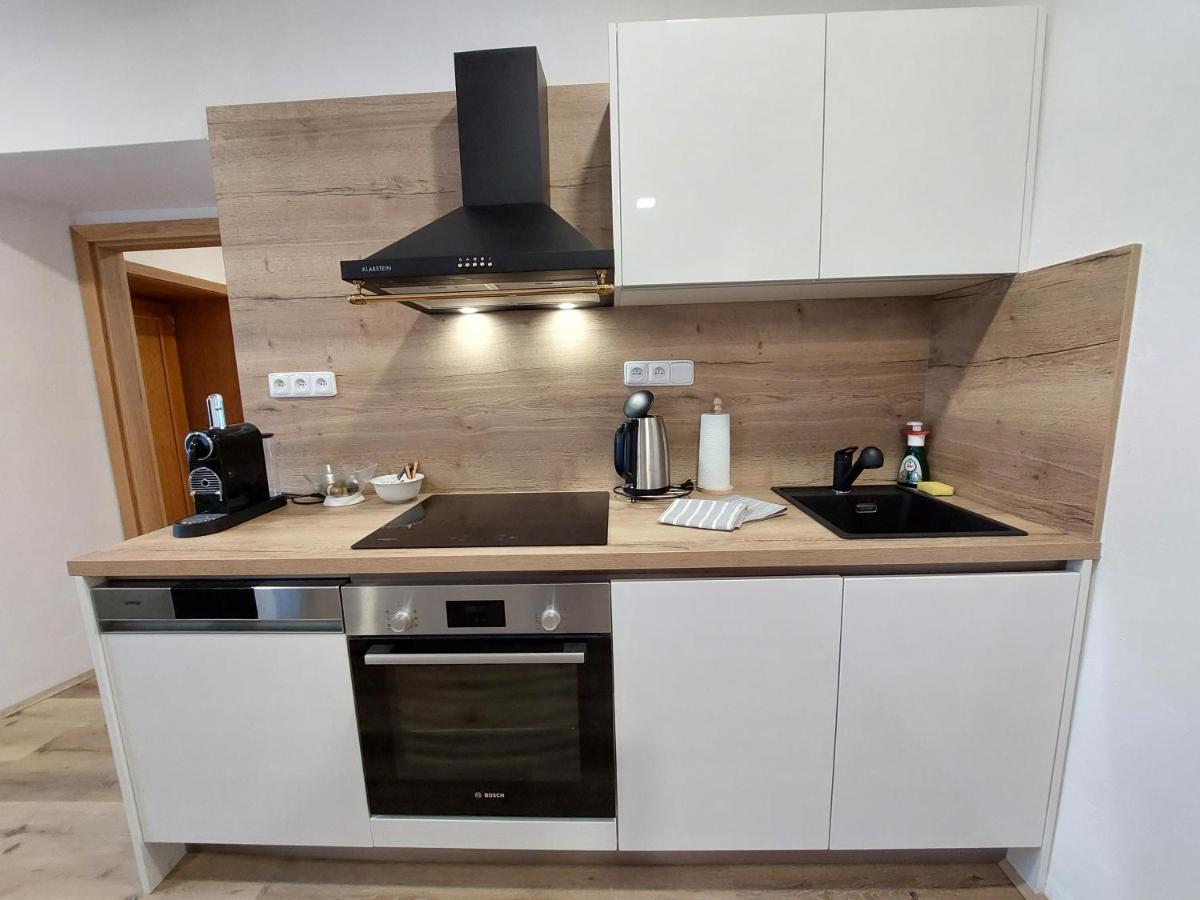 Villa Celnice - Housity