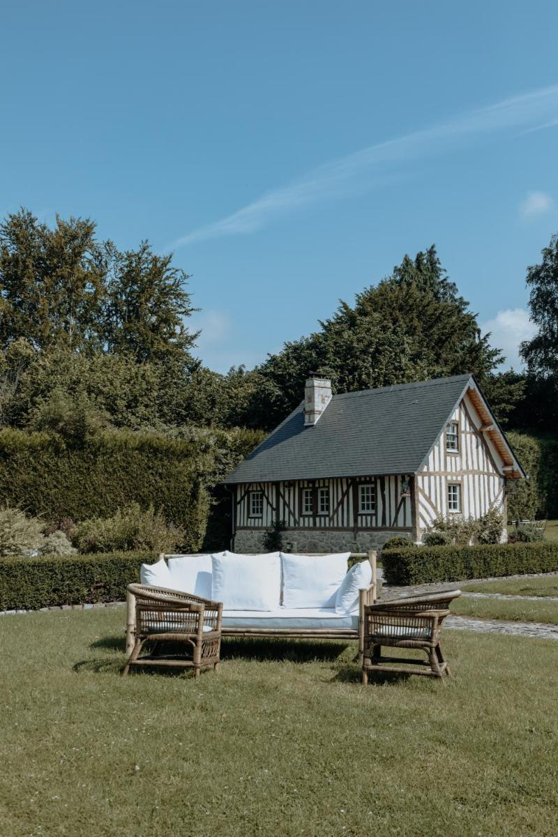 Jardin de l'établissement Les Manoirs des Portes de Deauville - Small Luxury Hotel Of The World