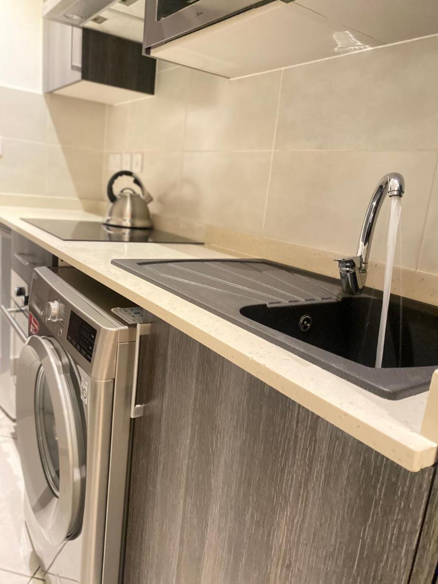 Splendid Apartments - Embassy Gardens - Housity