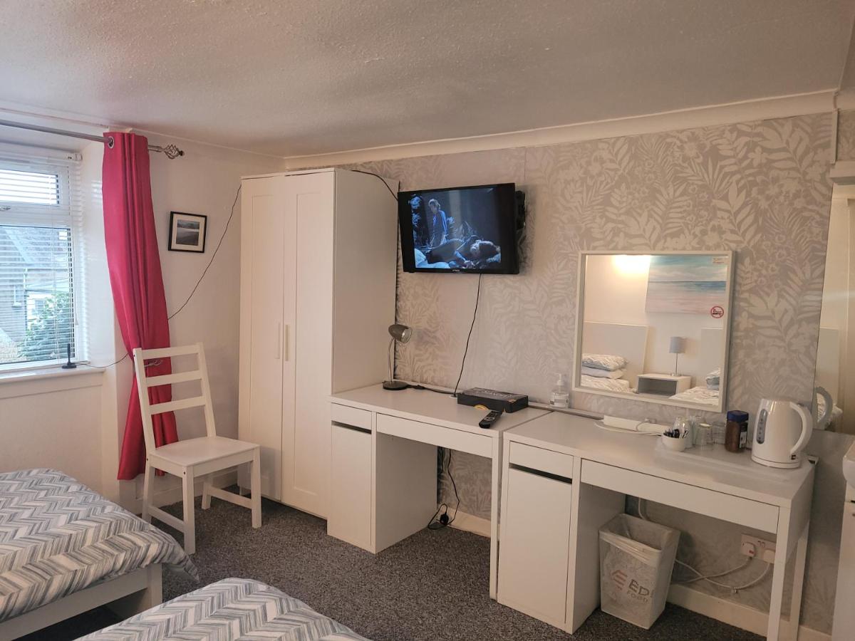 DENHOLM Beds - Housity