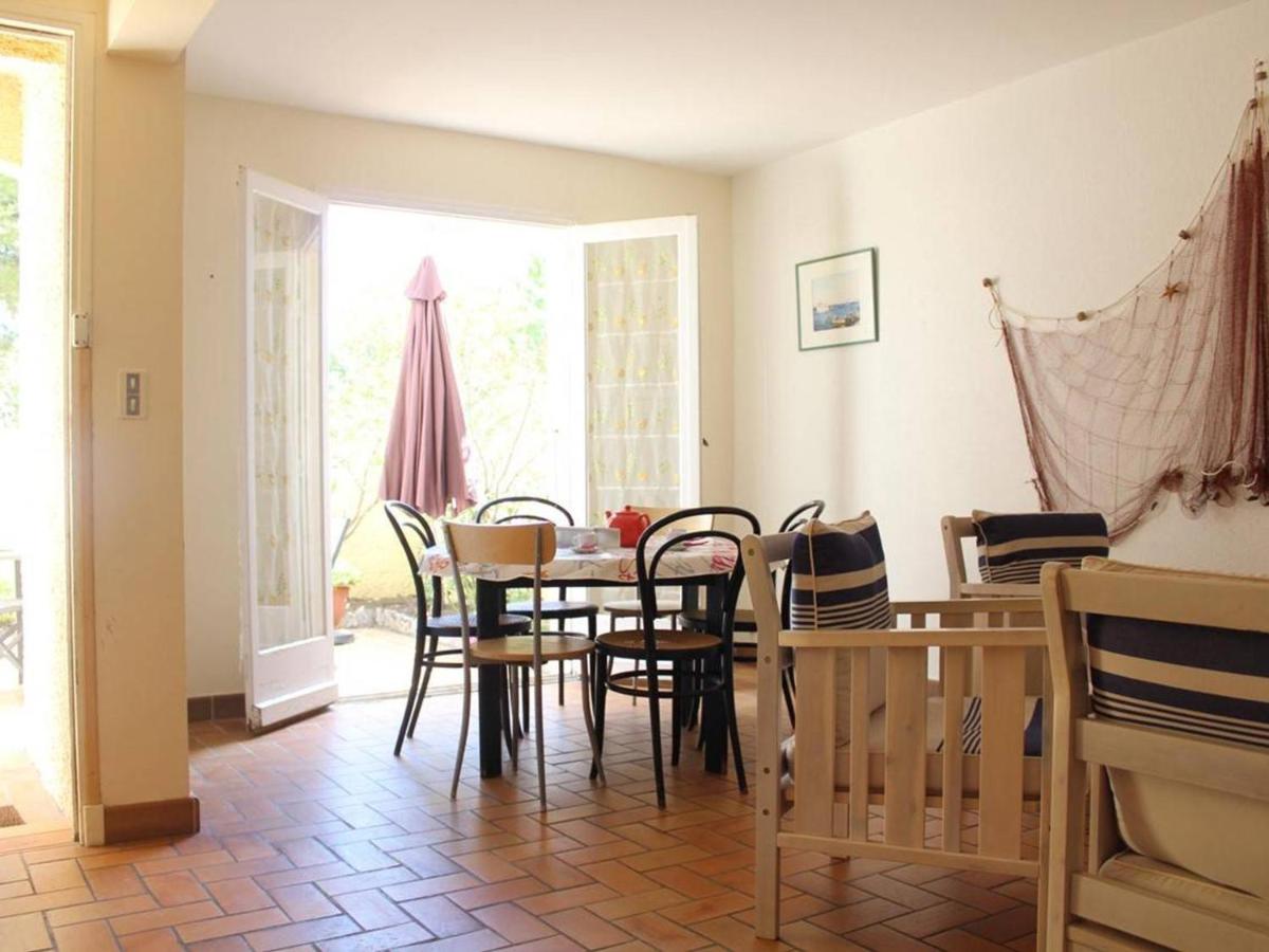 Maison Familiale 2 Étoiles à 150m de la Plage avec Terrasse, Jardin et Parking Privé - FR-1-229C-673 - Housity