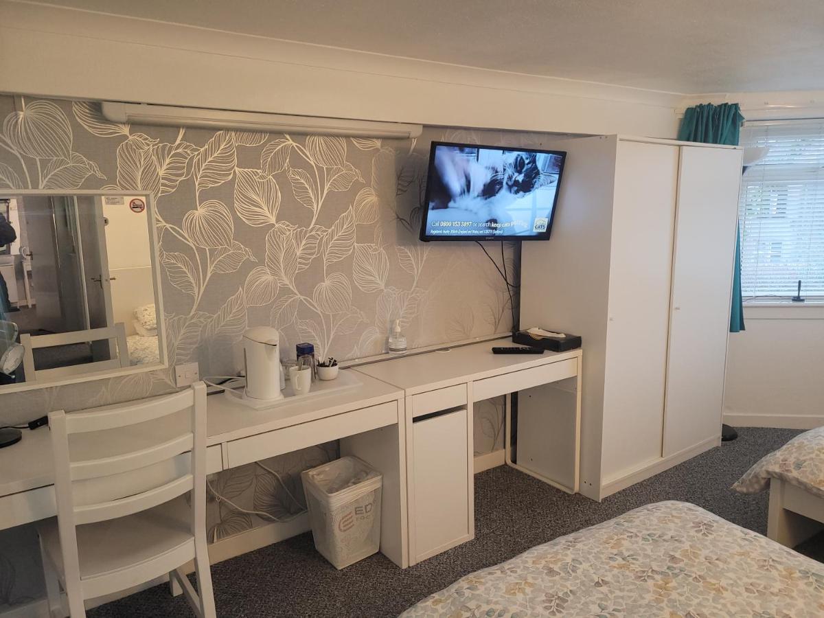 DENHOLM Beds - Housity