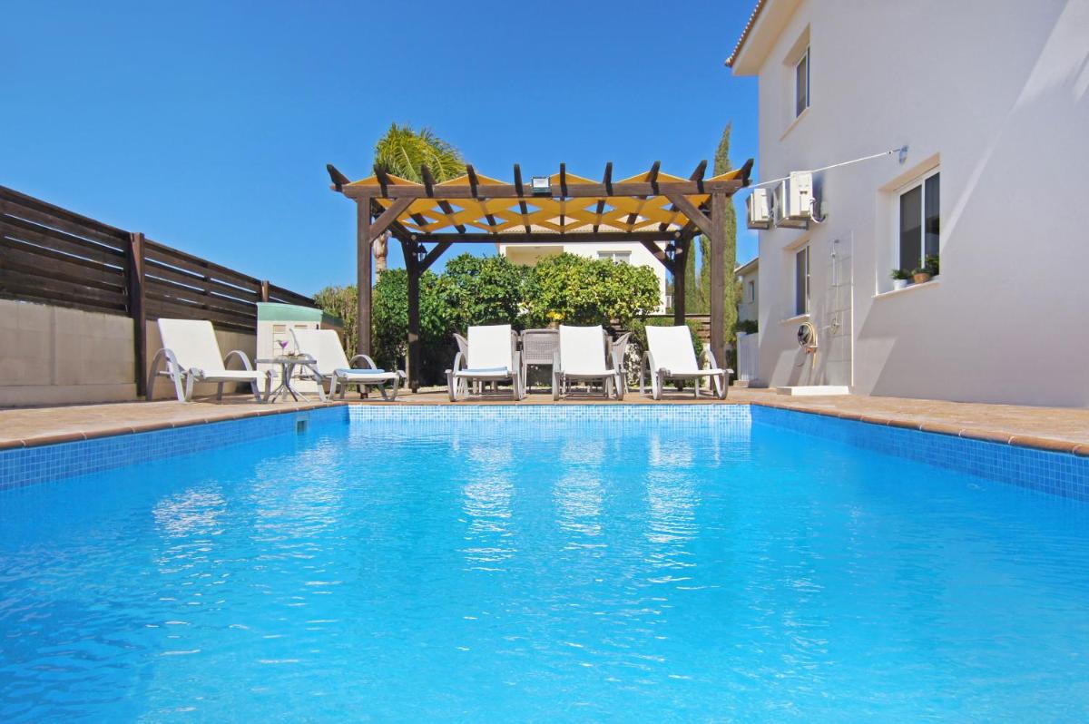 Nissi Dreams Villa - Housity