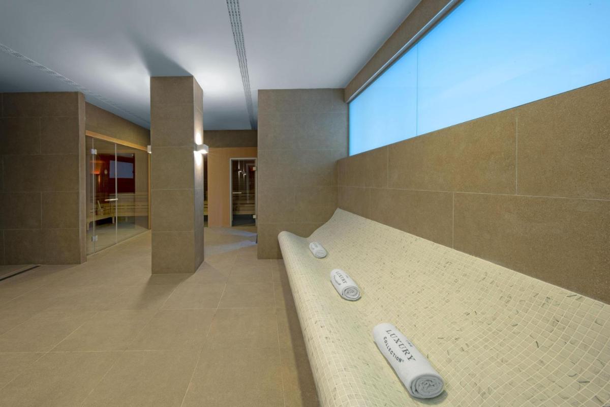 Un baño de Castillo Hotel Son Vida, a Luxury Collection Hotel, Mallorca