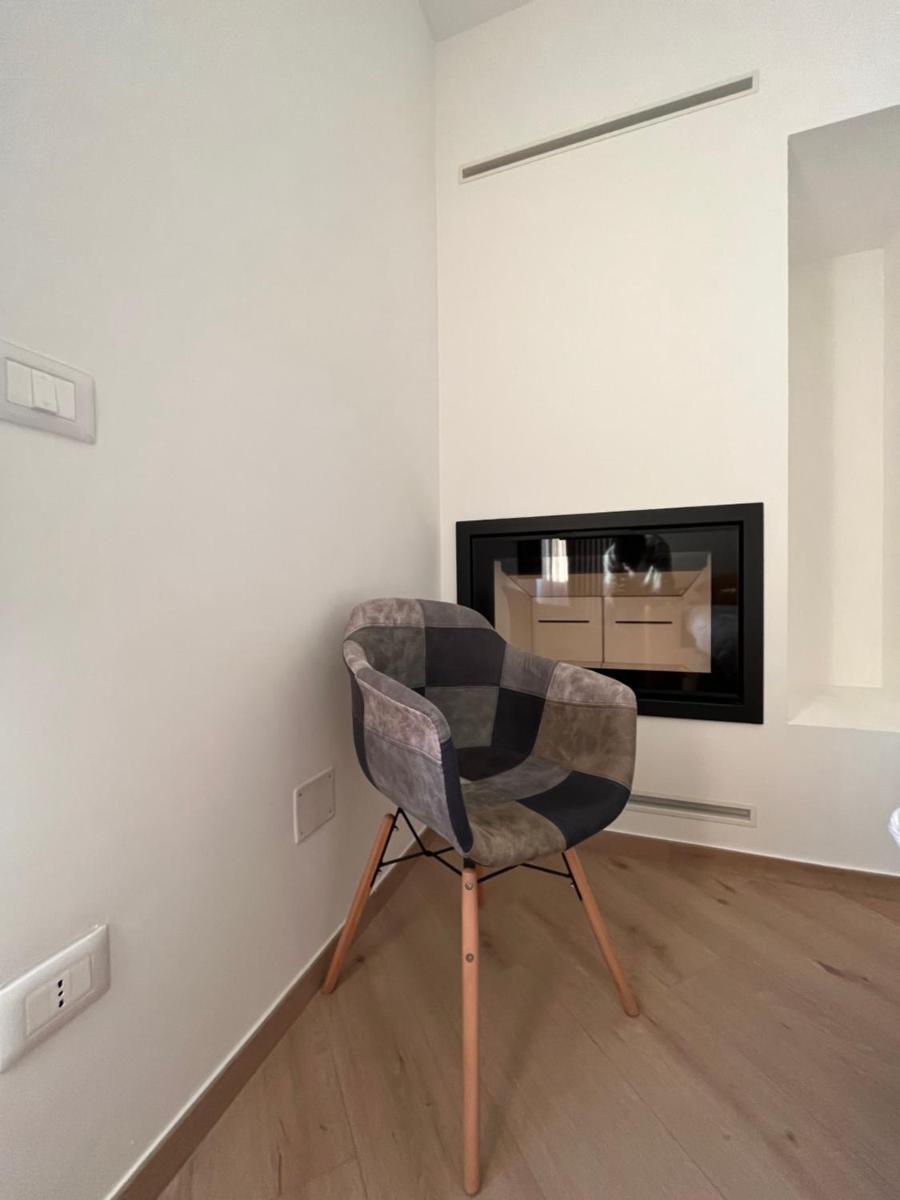 Santangelo21 - Housity
