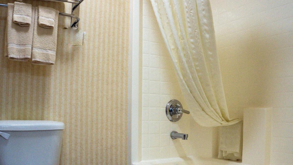 Clatskanie River Inn - Housity