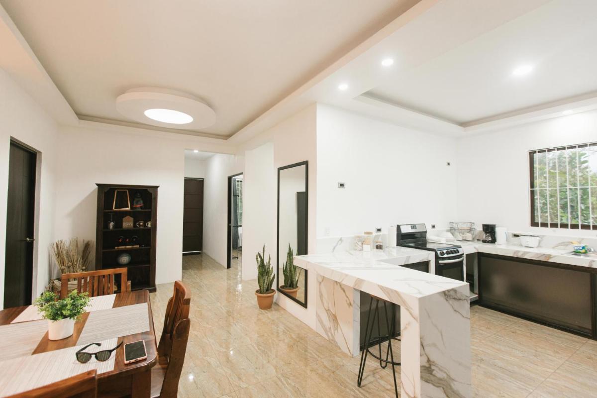 Arenal Houses - Housity