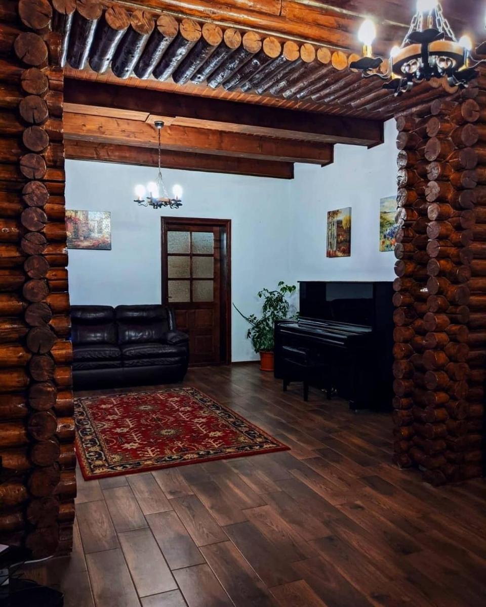Cabana Serenade - Housity