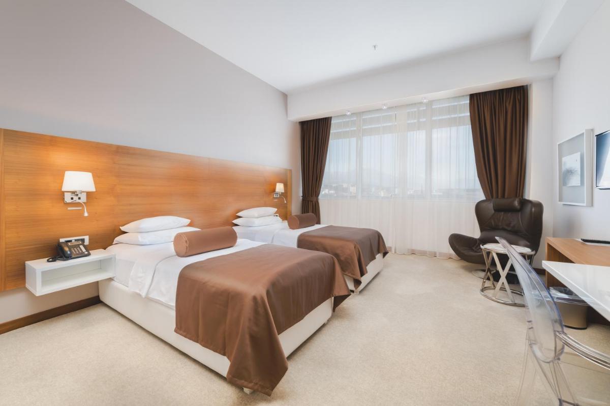 Hotel Aurel - Housity