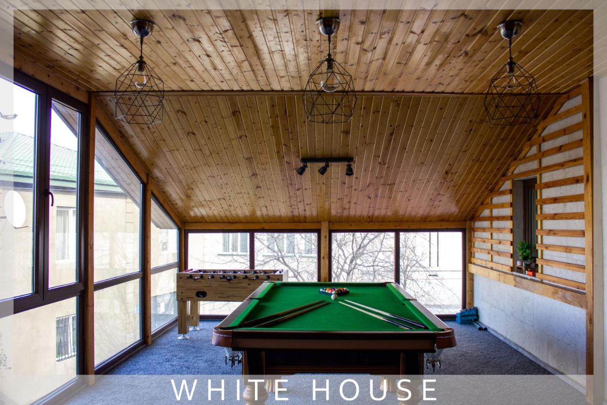 White House - Housity